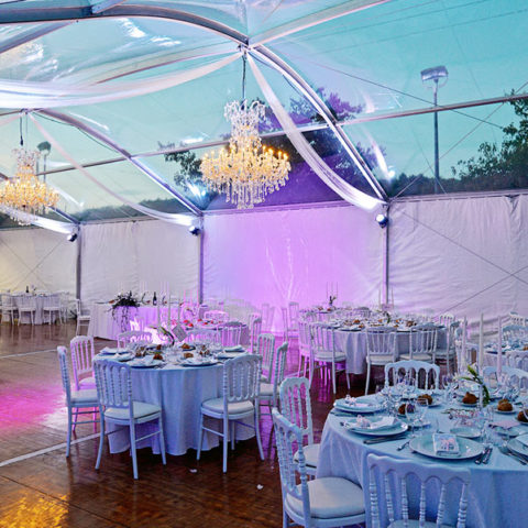 Deltaloc-location-structure-transparente-chaise-vaiselle-mariage